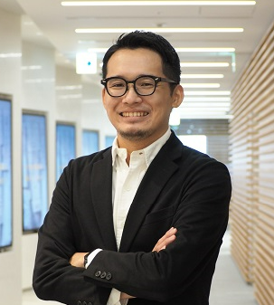 関根 卓也
